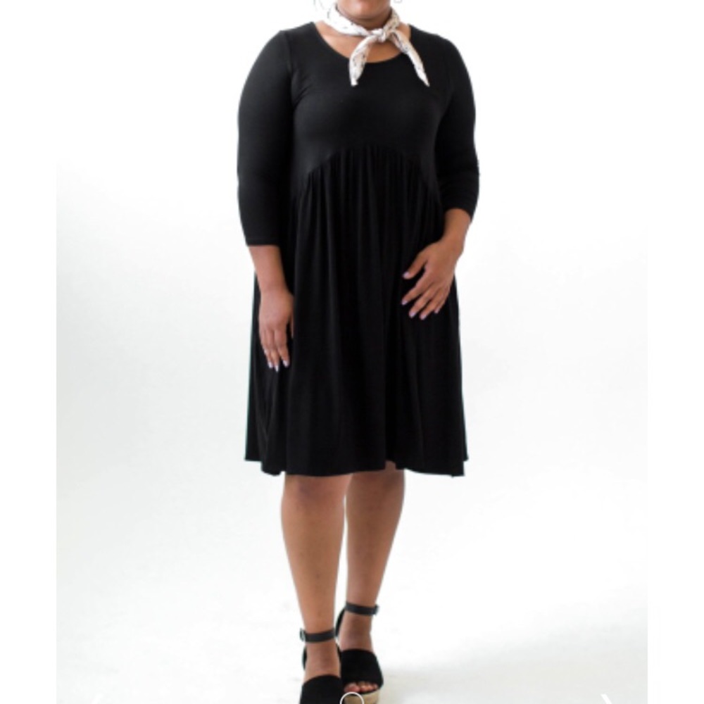 Agnes & Dora Muse Midi Dress Black